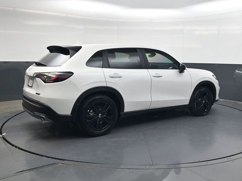 New 2026 Honda HR-V Sport image 3