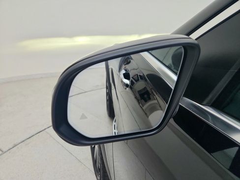 Certified 2025 Mercedes-Benz GLE 350 4MATIC image 13