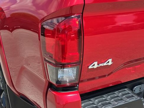 Used 2023 Toyota Tacoma SR5 w/ Technology Package AWD/4WD image 34