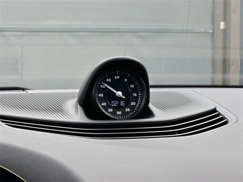 Certified 2024 Porsche Taycan GTS image 12