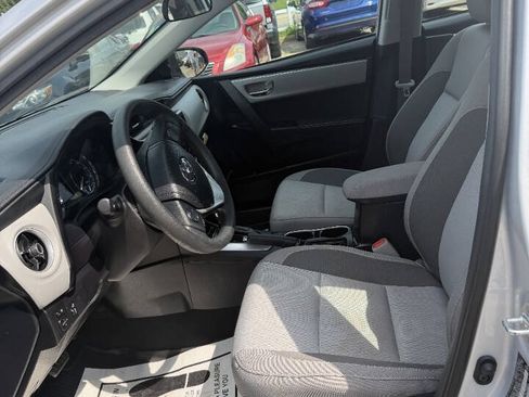 Used 2019 Toyota Corolla LE FWD image 7
