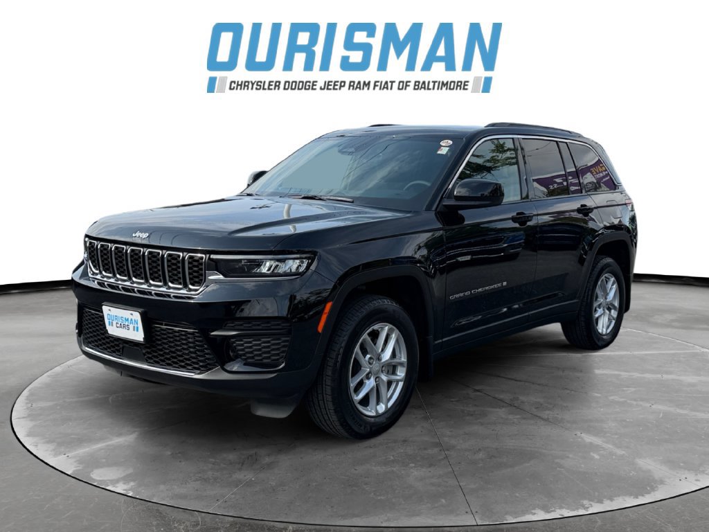 Used 2026 Jeep Grand Cherokee Laredo X AWD/4WD image 2