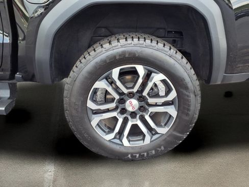 Used 2024 GMC Canyon AT4 w/ Canyon Safety Plus Package AWD/4WD image 23