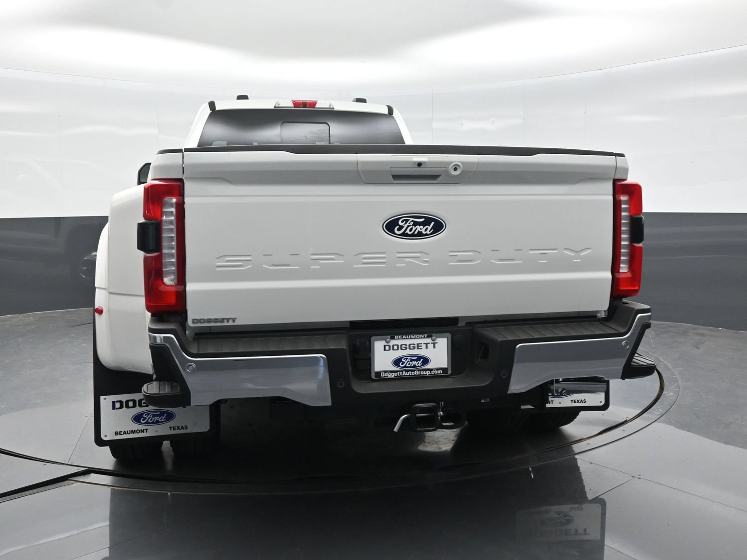 New 2027 Ford F350 Lariat w/ Lariat Premium Package AWD/4WD image 6