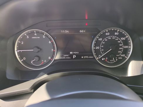 Used 2024 Mitsubishi Outlander SE image 27