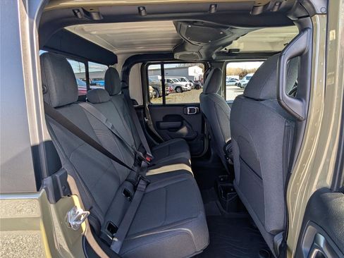 New 2026 Jeep Gladiator Willys image 9