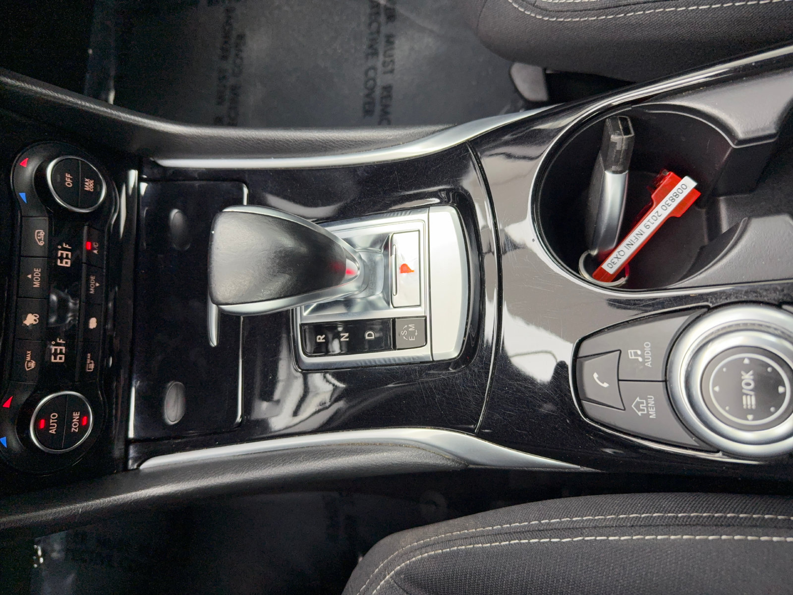 Used 2019 INFINITI QX30 FWD image 19