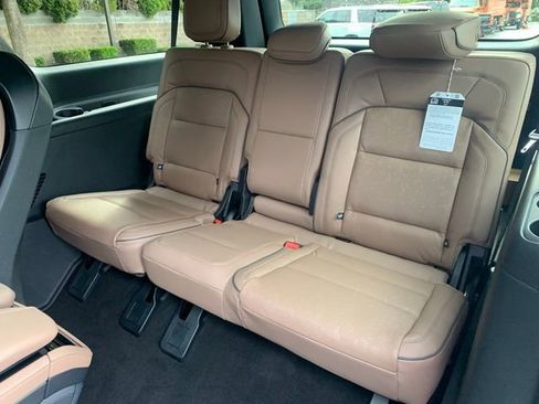 New 2025 Lincoln Navigator L Black Label image 21