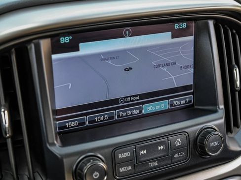 Used 2016 Chevrolet Colorado Z71 AWD/4WD image 25