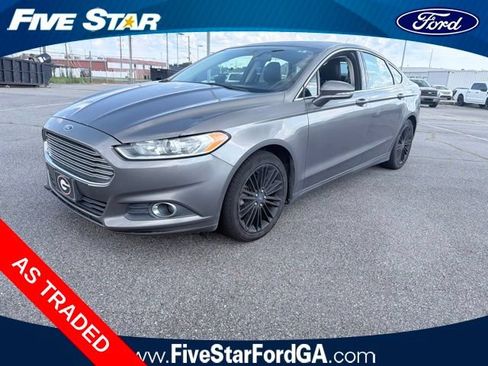 Used 2014 Ford Fusion SE w/ Equipment Group 202A FWD image 6