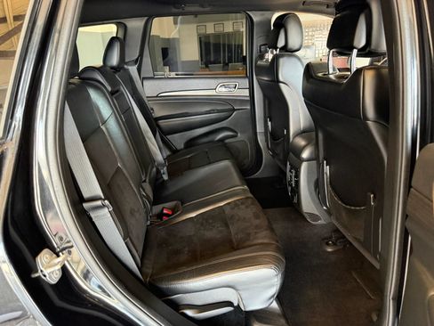 Used 2015 Jeep Grand Cherokee Altitude AWD/4WD image 12