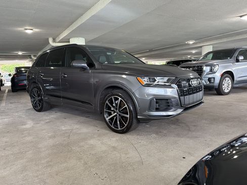 Used 2022 Audi Q7 3.0T Premium Plus AWD/4WD image 6
