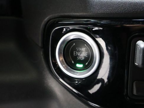 Used 2023 GMC Sierra 1500 SLT w/ SLT Premium Plus Package image 30