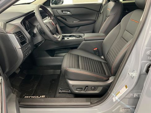 New 2026 Nissan Rogue SV AWD/4WD image 17