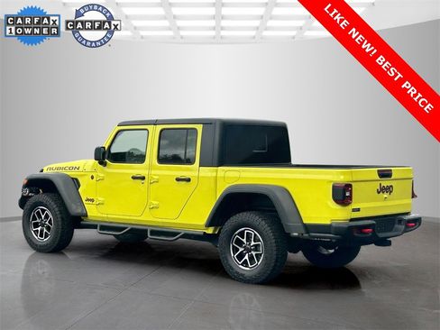 Used 2024 Jeep Gladiator Rubicon w/ Technology Group image 5