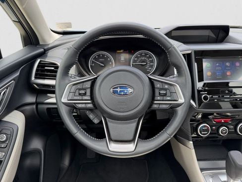 Used 2019 Subaru Forester Premium AWD/4WD image 13