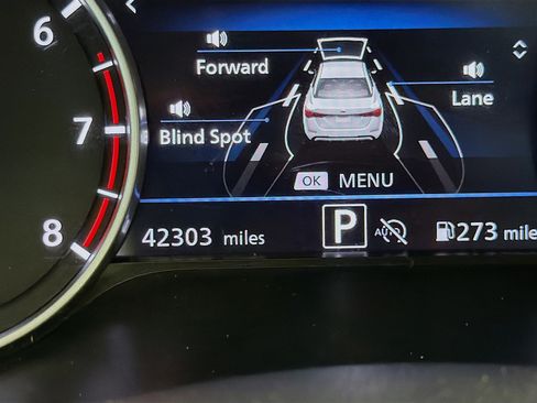 Used 2024 Nissan Sentra SV FWD image 8