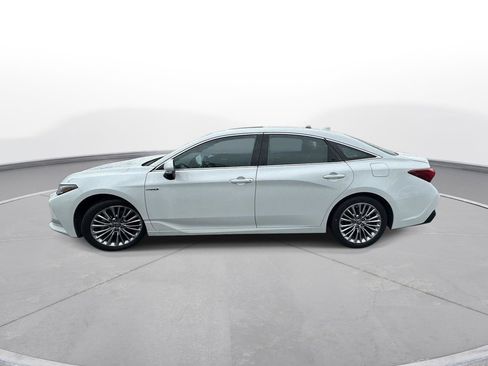 Used 2021 Toyota Avalon Limited w/ Advanced Safety Package FWD image 9