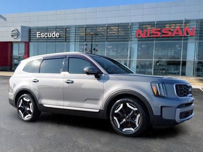 Used 2023 Kia Telluride S