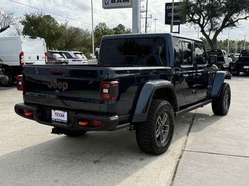 Used 2025 Jeep Gladiator Mojave image 5