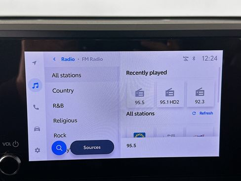 Used 2025 Toyota Tacoma SR5 image 21