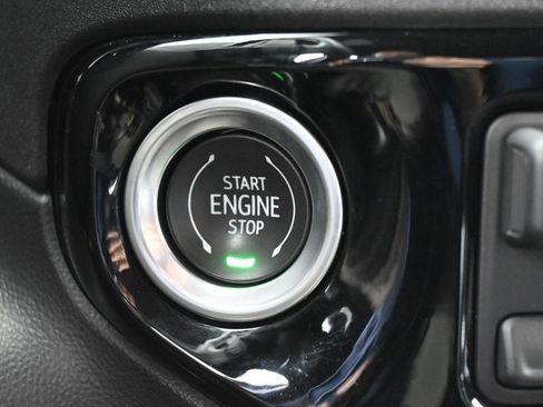 Used 2024 Chevrolet Silverado 1500 LT Trail Boss w/ Convenience Package II image 30