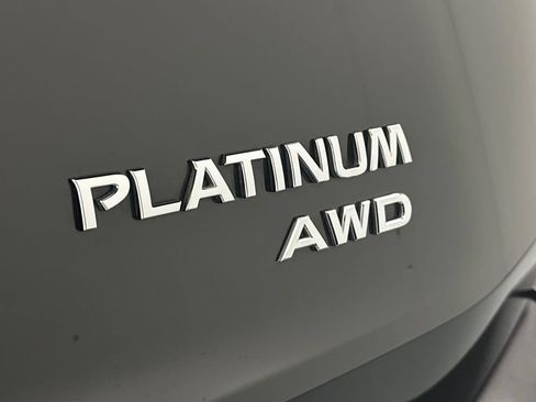 Used 2023 Nissan Rogue Platinum AWD/4WD image 21