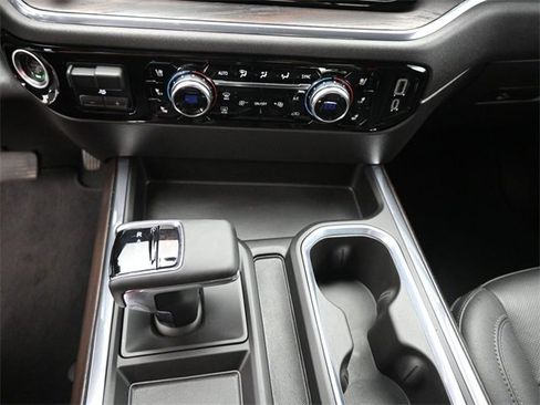 Used 2023 GMC Sierra 1500 SLT w/ SLT Premium Package image 7