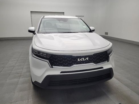 Used 2023 Kia Sorento LX image 14