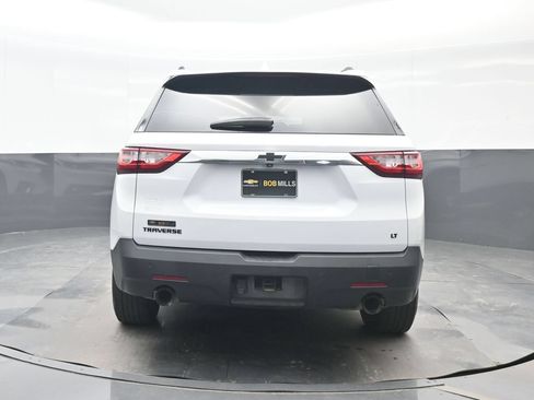 Used 2021 Chevrolet Traverse LT FWD image 5