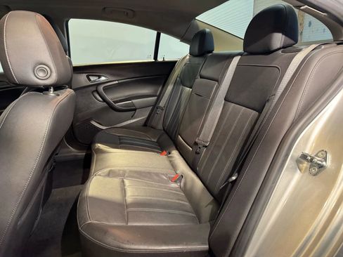 Used 2011 Buick Regal CXL FWD image 22