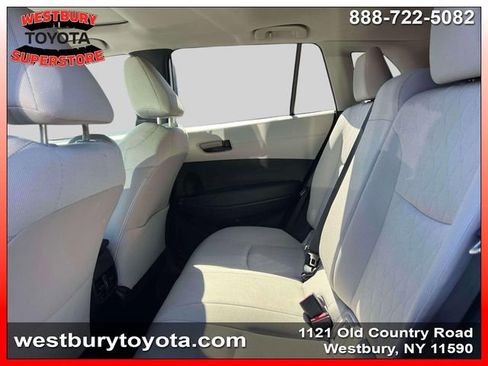 Used 2024 Toyota Corolla Cross LE w/ Moonroof Package image 13
