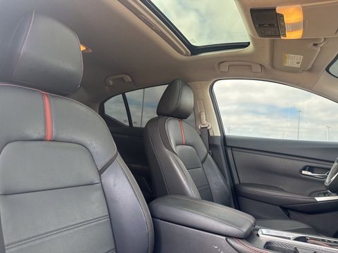 Certified 2025 Nissan Sentra SR w/ SR Premium Package image 32