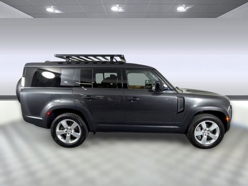 Used 2023 Land Rover Defender 130 First Edition AWD/4WD image 8