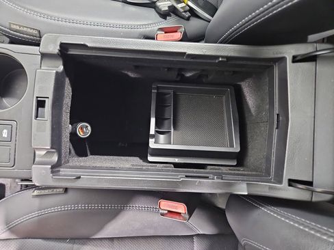 Used 2018 Subaru Legacy 2.5i Limited image 27