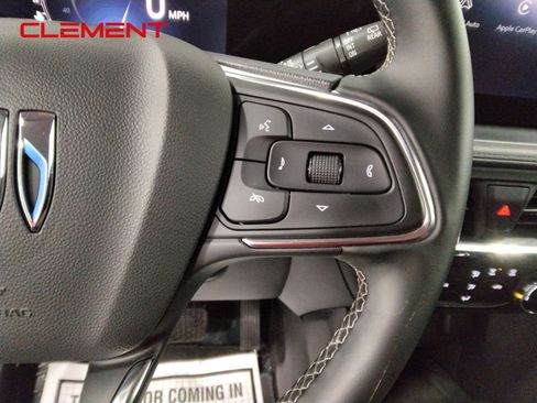 Used 2025 Buick Encore GX Preferred image 13