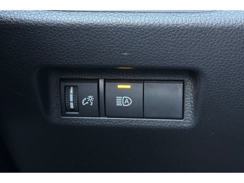 Certified 2023 Toyota RAV4 LE AWD/4WD image 29