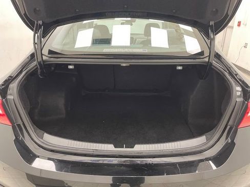 Used 2024 Chevrolet Malibu LT image 14