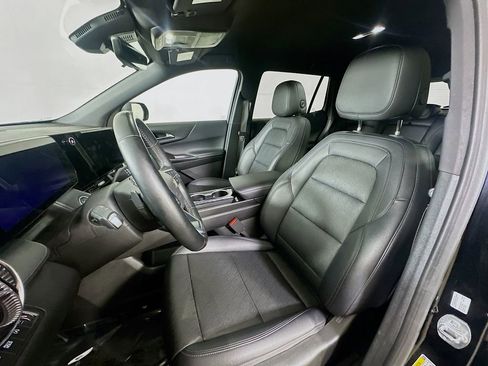 Used 2025 Chevrolet Equinox LT w/ Convenience Package II image 15