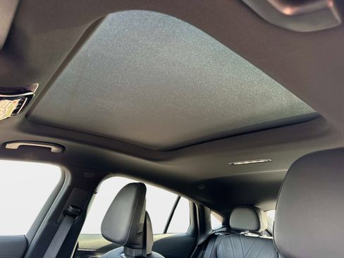 Used 2025 Mercedes-Benz GLC 63 AMG S image 23