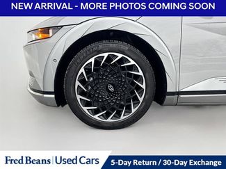 Used 2023 Hyundai Ioniq 5 Limited video 3