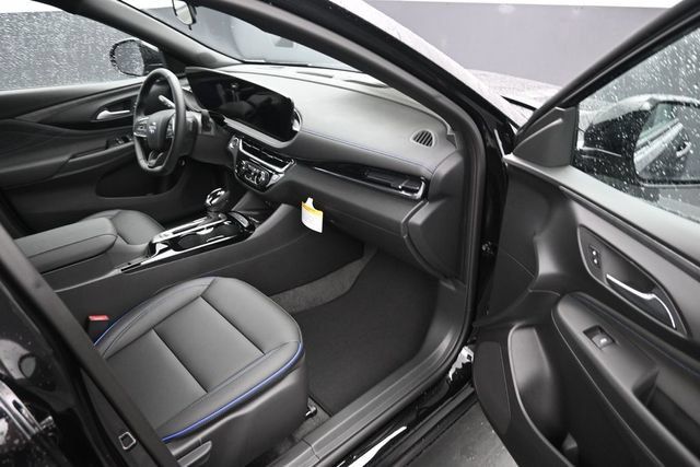 New 2026 Buick Envista Sport Touring w/ Convenience I Package FWD image 9