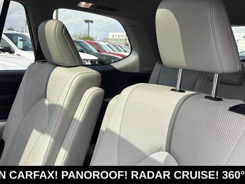 Used 2024 Toyota Grand Highlander Platinum image 27