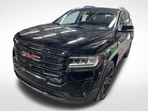 Used 2023 GMC Acadia SLT w/ Elevation Edition image 3