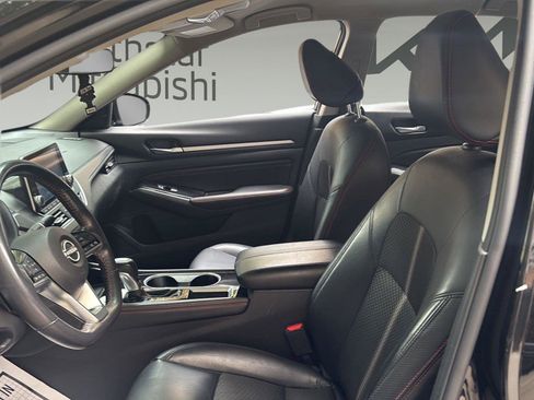 Used 2023 Nissan Altima 2.5 SR FWD image 23