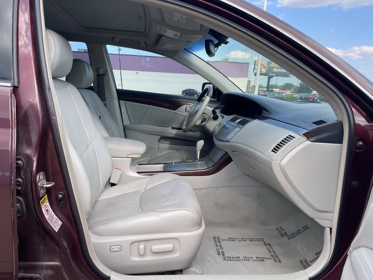 Used 2008 Toyota Avalon XLS FWD image 18