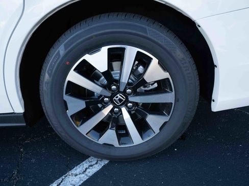 New 2026 Honda Odyssey EX-L image 30