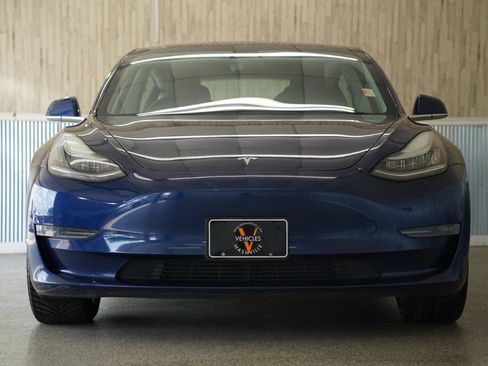 Used 2019 Tesla Model 3 Long Range AWD/4WD image 3