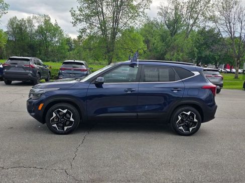 Certified 2024 Kia Seltos EX AWD/4WD image 5