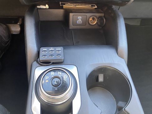 Used 2022 Ford Escape SE w/ SE Sport Appearance Package FWD image 26